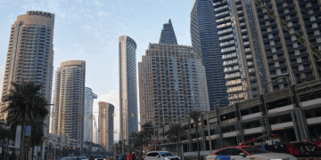 6 أسباب تجعل اقتصاد الإمارات قادراً على تحمل آثار صراع إيران وأمريكا