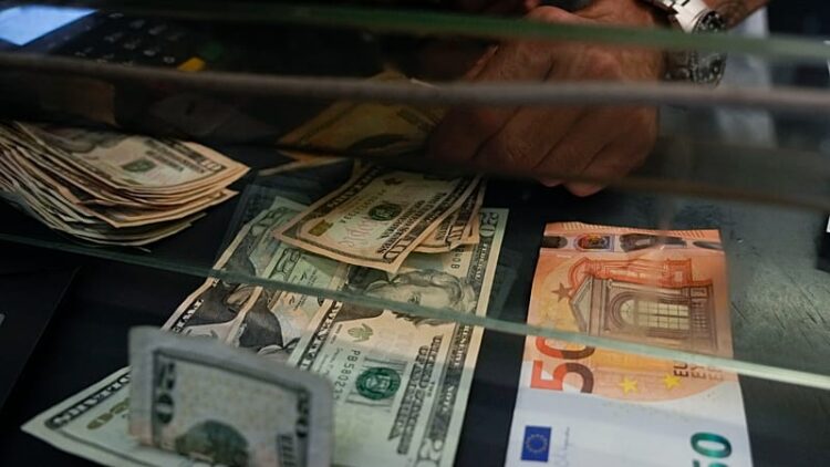 أكبر economies في الاتحاد الأوروبي مقابل الولايات المتحدة: مقارنة في GDP