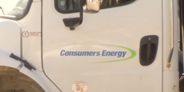 إغلاق مكتب دفع شركة Consumers Energy في لانسينغ