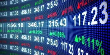 ارتفاع الأسهم الأمريكية وانخفاض أسعار النفط قبيل نتائج "إنفيديا"