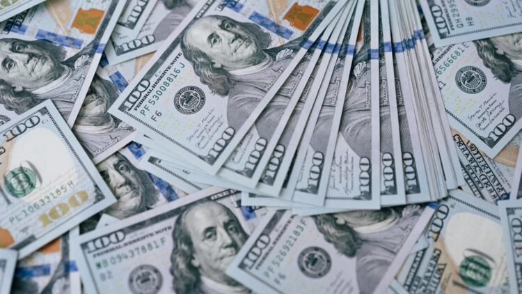 ارتفاع الدولار يتوقف وسط تفاؤل بصفقة إيران وتراجع الأسترالي ارتفاع الدولار يتوقف وسط تفاؤل بصفقة إيران وتراجع الأسترالي