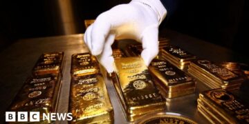 ارتفاع تاريخي لأسعار الذهب مع تزايد الإقبال عليه
