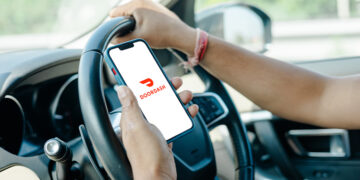 ارتفاع وظائف سائقي التوصيل مع زيادة أسعار الوقود