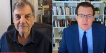 استراتيجية حروب الطاقة لـ مايكل هدسون في ظل ضعف الاقتصاد الأمريكي