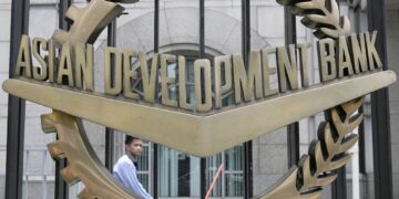استشراف نمو معتدل في آسيا إذا استمر صراع الشرق الأوسط شهرًا