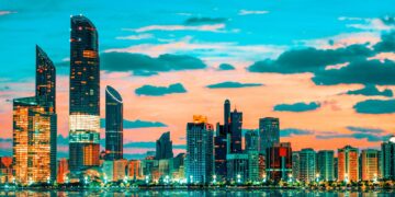اقتصاد الإمارات: مؤشرات الاقتصاد والناتج المحلي 2024/2025