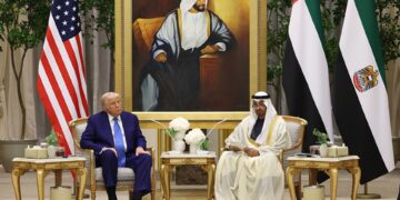 الإدارة الأمريكية تبحث إبرام خط صرف عملات مع الإمارات