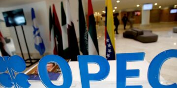 الإمارات تغادر أوبك في ظل الصراع مع إيران