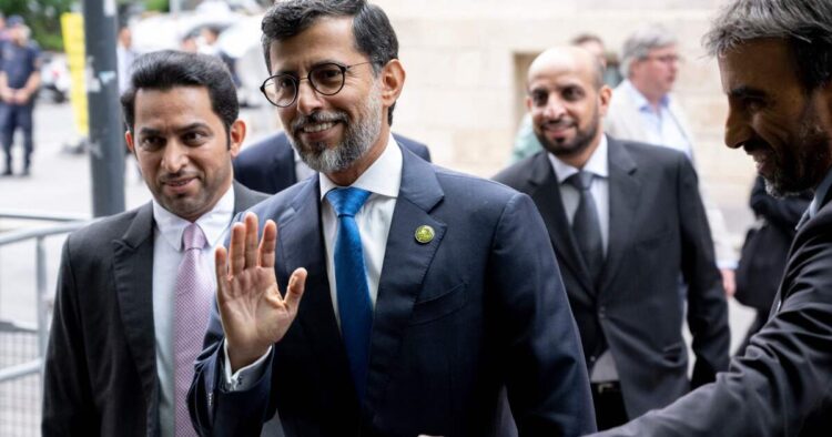 الإمارات تنسحب من أوبك بعد 60 عامًا من العضوية الإمارات تنسحب من أوبك بعد 60 عامًا من العضوية