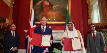 الاتفاق التجاري الحر بين المملكة المتحدة ومجلس التعاون: تأثيره على تدفقات الأعمال والاستثمار والنمو