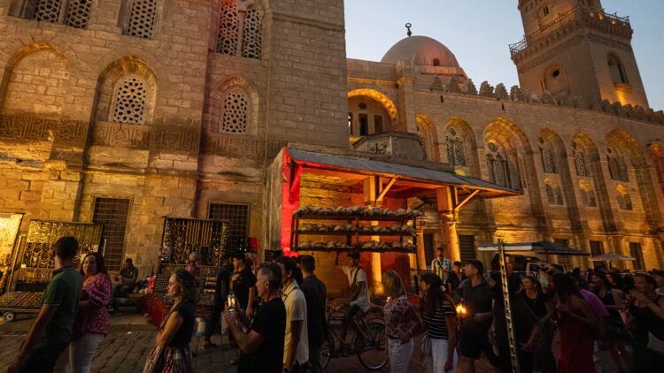 الاقتصاد المصري يتحسن مع استمرار السياسة النقدية الجديدة الاقتصاد المصري يتحسن مع استمرار السياسة النقدية الجديدة