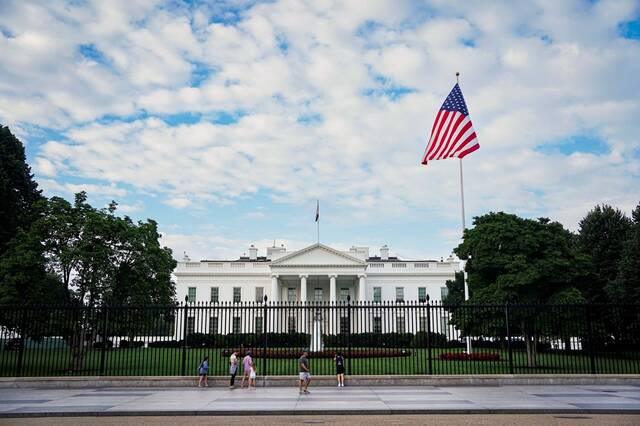 البيت الأبيض ينفي تقرير التلفزيون الإيراني عن مذكرة التفاهم البيت الأبيض ينفي تقرير التلفزيون الإيراني عن مذكرة التفاهم