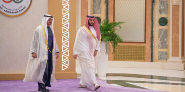 التباعد المتزايد بين الإمارات والسعودية: تحليل اقتصادي