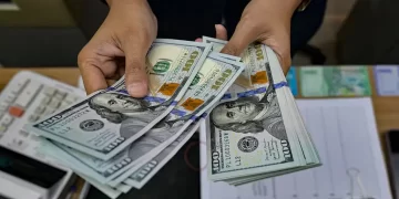الدولار الأمريكي: دراسة حول قوة العملة الأمريكية