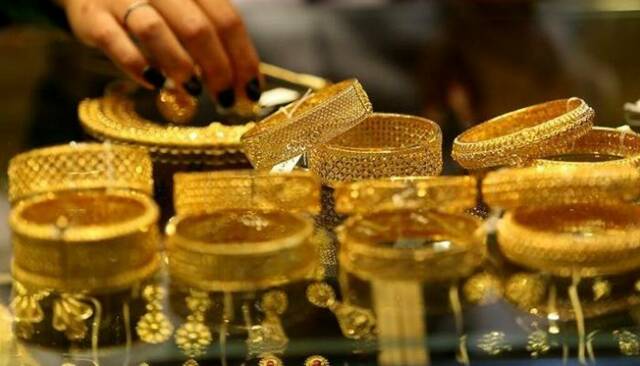 أسعار الذهب ترتفع بفضل آمال السلام بين أمريكا وإيران الذهب يرتفع بفعل توقعات تراجع التوترات الأمريكية الإيرانية