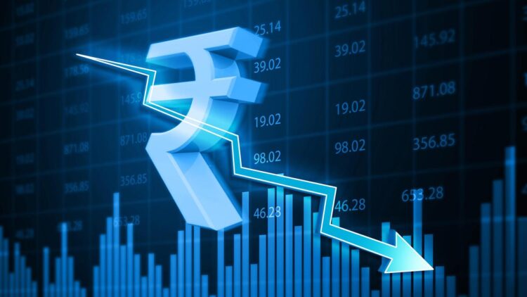 الروبية تتراجع 17 بايسا إلى 95.43 أمام الدولار الأمريكي