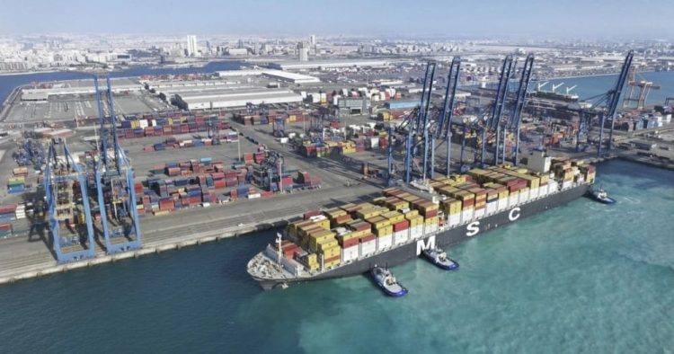 السعودية تطلق خدمة شحن جديدة تربط جدة وسلطنة عمان وجيبوتي السعودية تطلق خدمة شحن جديدة تربط جدة وسلطنة عمان وجيبوتي