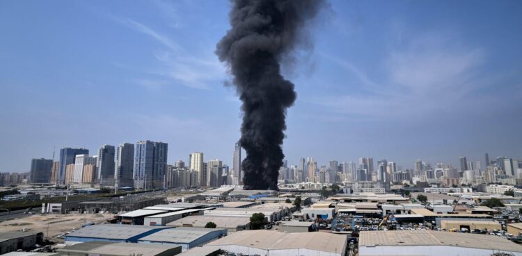 الصراع في الشرق الأوسط يكشف هشاشة الاقتصاد الإقليمي الصراع في الشرق الأوسط يكشف هشاشة الاقتصاد الإقليمي