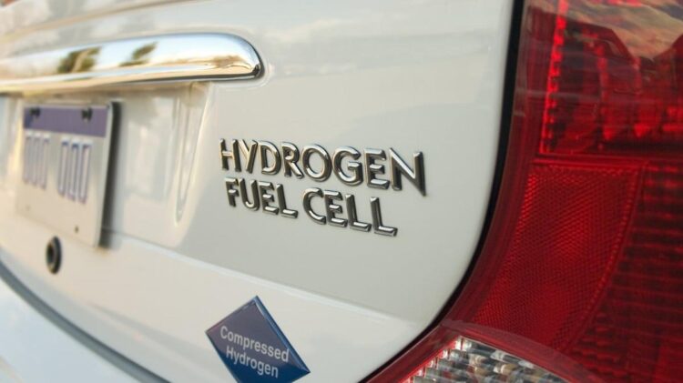 انخفاض حاد لأسهم FuelCell Energy وPlug Power في سوق الهيدروجين انخفاض حاد لأسهم FuelCell Energy وPlug Power في سوق الهيدروجين