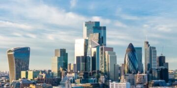 بريطانيا تتوقع نمو الناتج المحلي 1.4% هذا العام