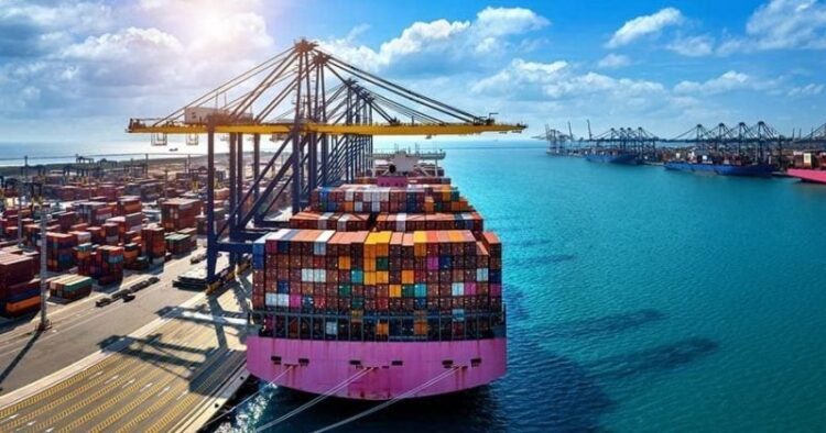 تباطؤ النشاط الاقتصادي في الصين خلال أبريل رغم متانة الصادرات