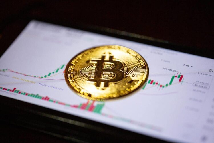 تحويل 203 مليون دولار من عملة البيتكوين لعصر ساتوشي