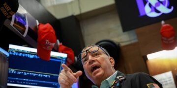 تقرير الوظائف الأقوى من المتوقع يشير إلى حالة الاقتصاد