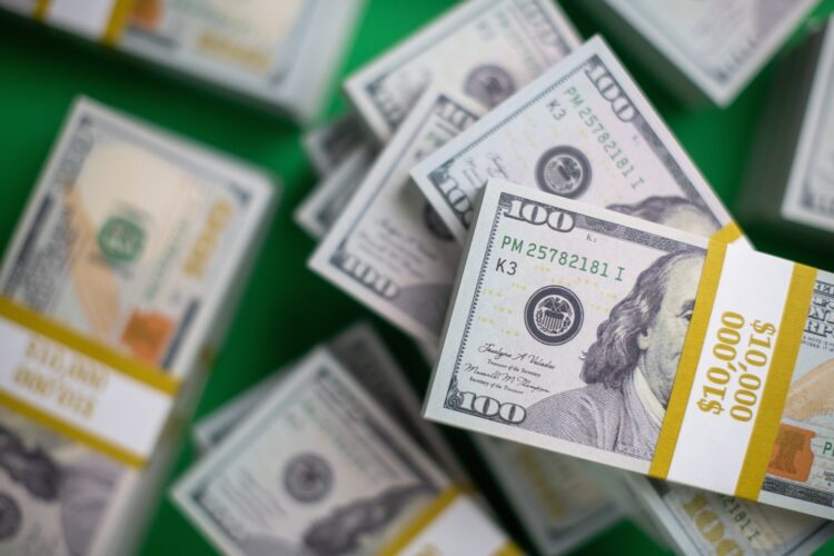 تقرير عن تجارة الورش والدولار الأمريكي: لمحة عن EUR/USD وGBP/USD ومؤشر DXY