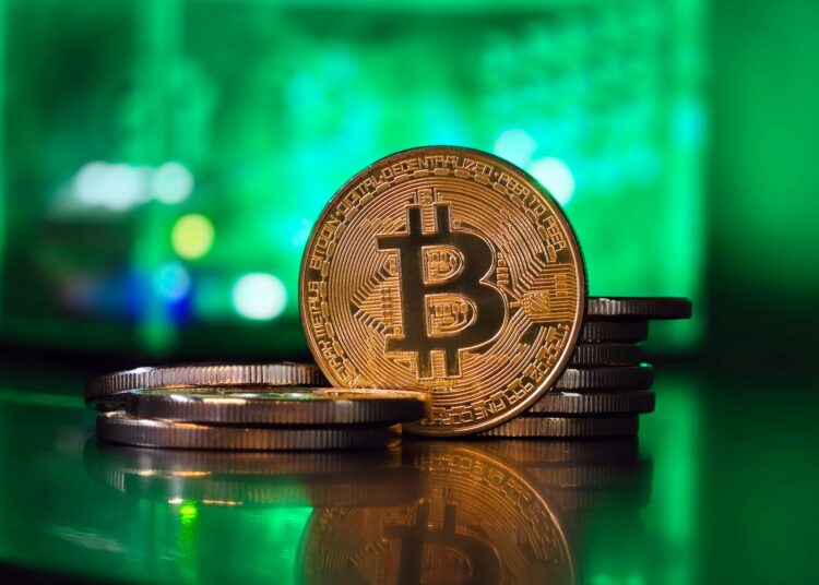توقعات بتسجيل البيتكوين $220 ألف بناءً على نمط الكوب والمقبض توقعات بتسجيل البيتكوين $220 ألف بناءً على نمط الكوب والمقبض