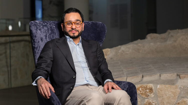 توقيع اتفاقيات أبراهام: قرارات سيادية مع محمد إبراهيم الظاهري توقيع اتفاقيات أبراهام: قرارات سيادية مع محمد إبراهيم الظاهري