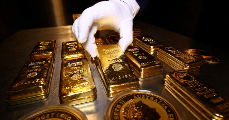 سعر الذهب يصل إلى 4000 دولار للأوقية amid الاضطرابات والقلق