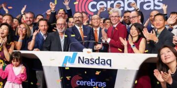 سيريبراس تحقق أداءً مذهلاً في ناسداك برقم قياسي جديد