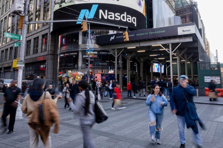 شركتان تقدمان طلبًا للاكتتاب العام في ظل ضجة SpaceX شركتان تقدمان طلبًا للاكتتاب العام في ظل ضجة SpaceX