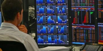 صناديق التحوط ترفع استثماراتها في أسهم التكنولوجيا والذكاء الاصطناعي