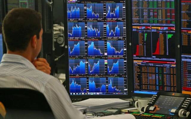 صناديق التحوط ترفع استثماراتها في أسهم التكنولوجيا والذكاء الاصطناعي صناديق التحوط ترفع استثماراتها في أسهم التكنولوجيا والذكاء الاصطناعي