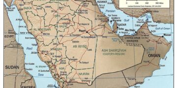 عملاق الخدمات اللوجستية في السعودية يعزز محفظة صندوق الاستثمارات العامة