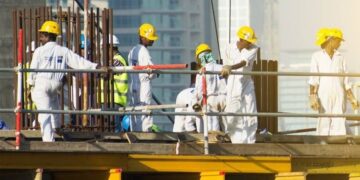 قوة العمل في الإمارات تنمو 2.5% في الربع الأول 2026