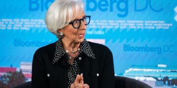 لاجارد: اقتصاد أوروبا انخفض دون مستوى ECB الأساسي