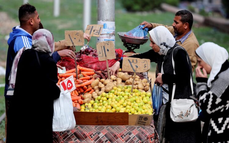 مصر تتوقع نمواً في الناتج المحلي 5.2% لعام 2025-2026 مصر تتوقع نمواً في الناتج المحلي 5.2% لعام 2025-2026