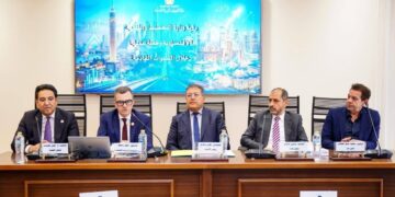 مصر تستهدف 5.4% نمو اقتصادي و3.7 تريليون جنيه استثمارات في 2026/27