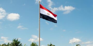 مصر تستهدف نمو الناتج المحلي 5.4% واستقرار التضخم في 2026/2027