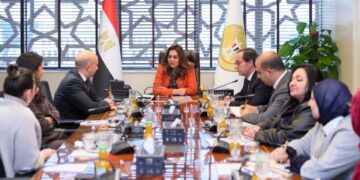 مصر ولوريال تبحثان تعزيز مبادرات الاستدامة والاقتصاد الدائري