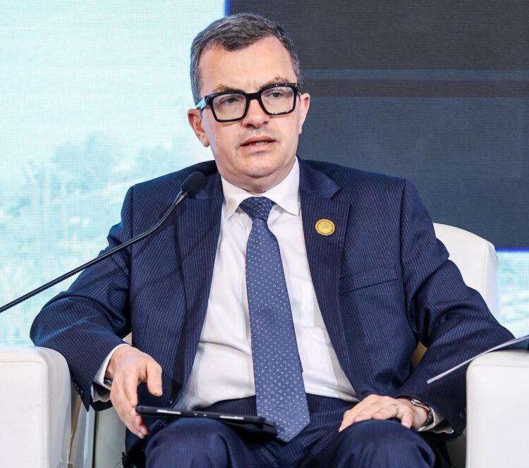 نمو الاقتصاد المصري يصل إلى 5.3% في النصف الأول من العام
