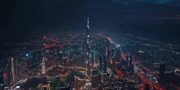 نمو الناتج المحلي الإجمالي للإمارات 2025: القطاع غير النفطي يتوسع 6.8% إلى 1.5 تريليون درهم
