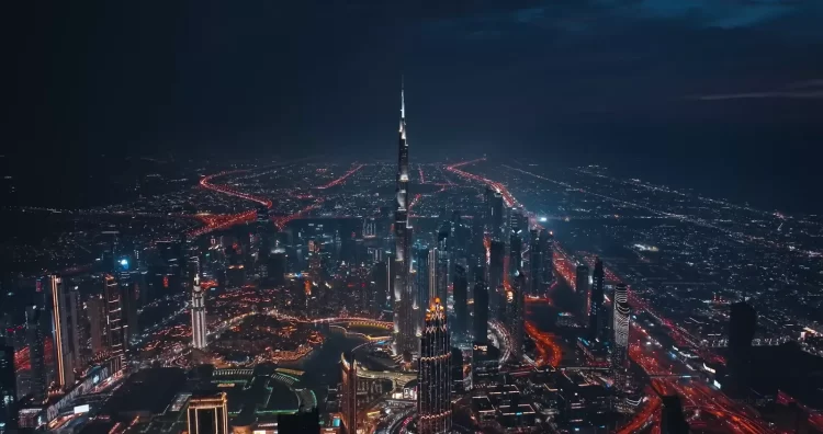نمو الناتج المحلي الإجمالي للإمارات 2025: القطاع غير النفطي يتوسع 6.8% إلى 1.5 تريليون درهم نمو الناتج المحلي الإجمالي للإمارات 2025: القطاع غير النفطي يتوسع 6.8% إلى 1.5 تريليون درهم