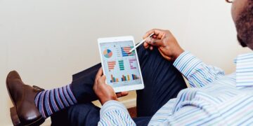 هل تعتبر فيسترا (VST) أفضل سهم طاقة ذكية في الوقت الحالي؟