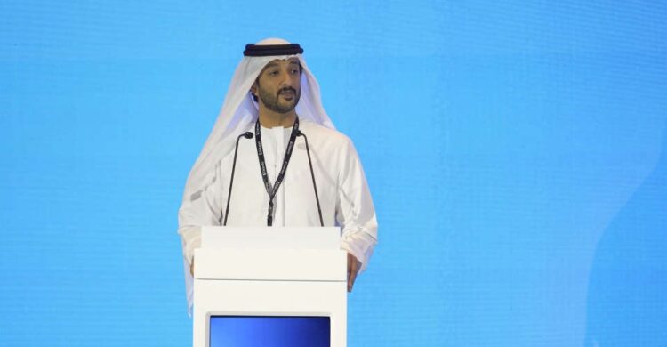 وزير الإمارات يؤكد نجاح النموذج الاقتصادي في ظل التطورات الإقليمية