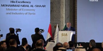 وزير الاقتصاد السوري يبرز الشراكة مع الإمارات في منتدى دمشق