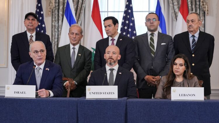 إسرائيل ولبنان يوقعان اتفاق إطار لوقف إطلاق النار بدعم أمريكي