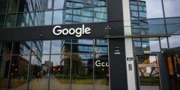 Alphabet تنضم إلى داو جونز 29 يونيو والأسهم ترتفع أقل من 1% بعد الإغلاق